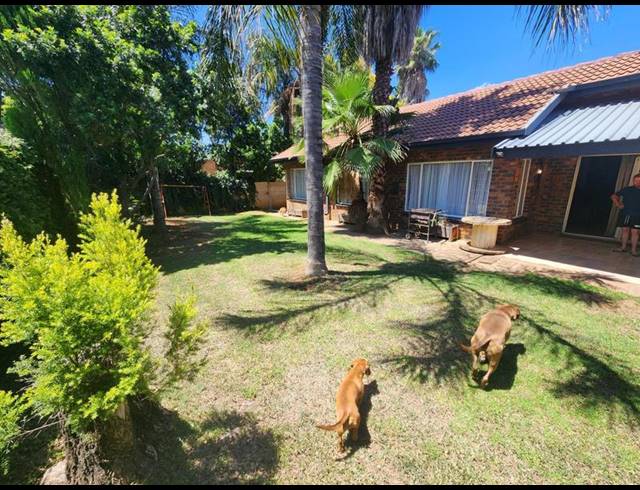 2 BEDROOM PROPERTY TO RENT IN GARSFONTEIN